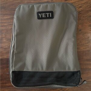 YETI Gray Large Packing Cube